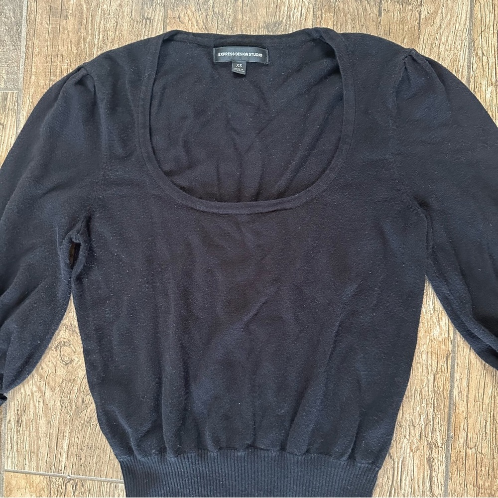 Express Sweater - Picture 2 of 5